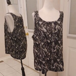 4/$30 Black & Gray Workout Tank Top - Size XXL